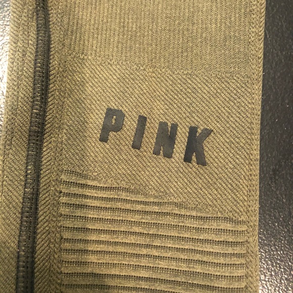 Army Green PINK Textured Ultimate Leggings - Picture 2 of 3